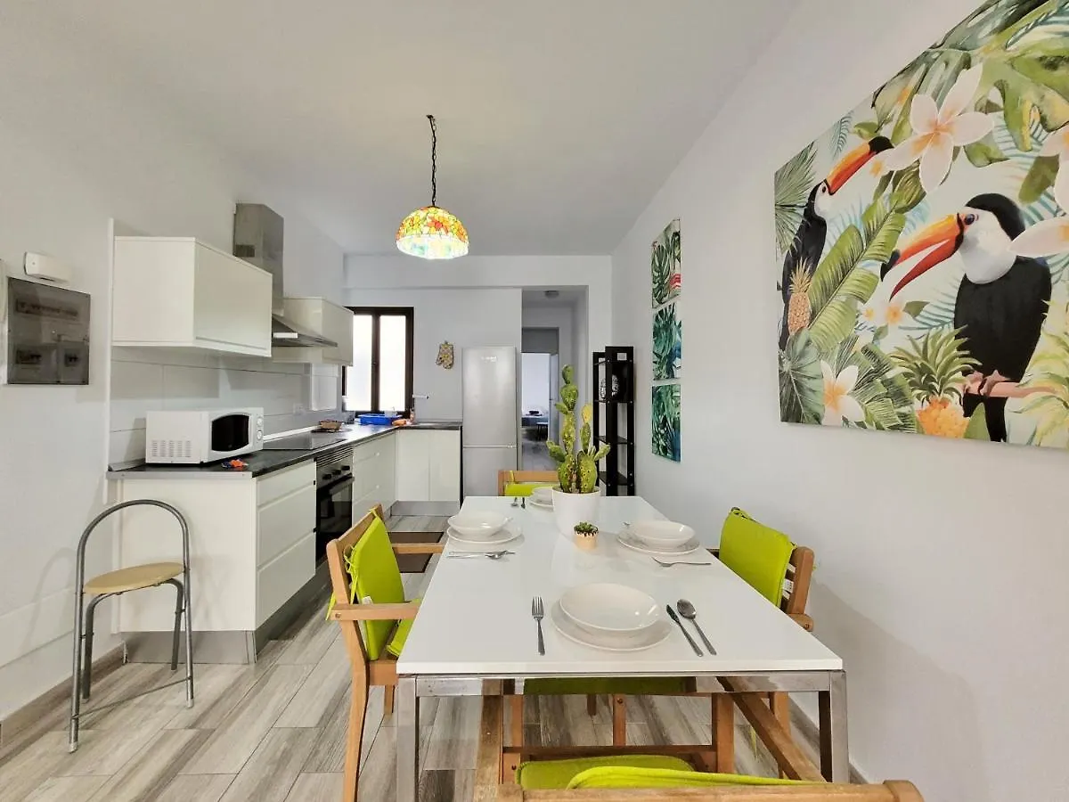 7 Esquivel Apartment プエルト・デ・ラ・クルス 0*,